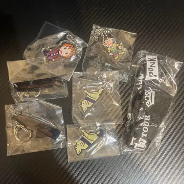 Bi SH 라이브 한정판 가챠가챠 픽셀 아트 키링 세트