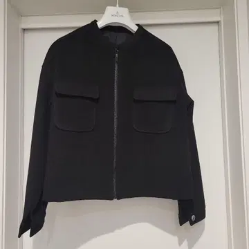 새상품급 여성용 블랙 노카라 자켓