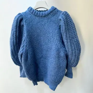 세븐텐 니트 새상품급