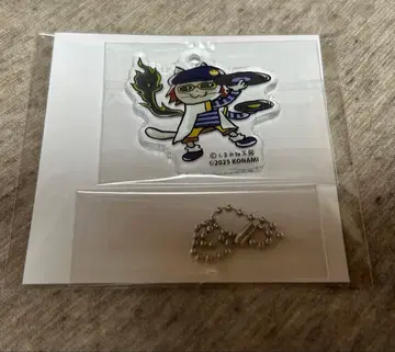 팝픈 뮤직 MZD 엘르 아크릴 키링 일하는 고양이