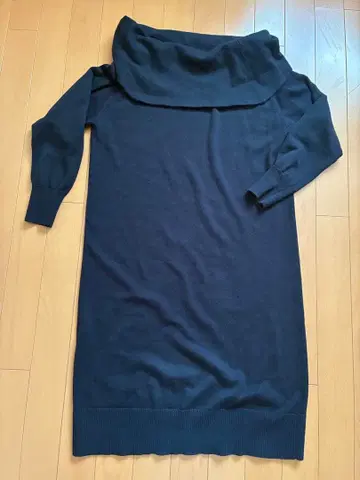 라운지 드레스 캐시미어 혼방 네이비 긴팔 니트 원피스