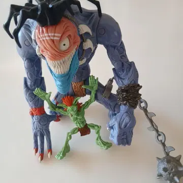 Venom & Groot 가동식 피규어 세트