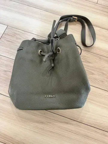 FURLA 훌라 복조리형 숄더백 그린