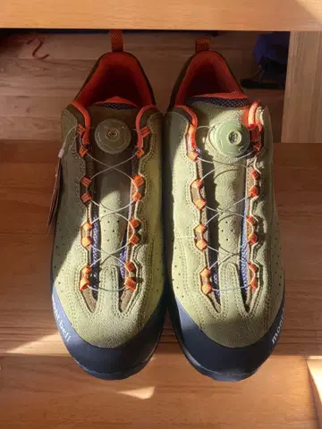 mont-bell 트레일 워커 28.5cm 새상품