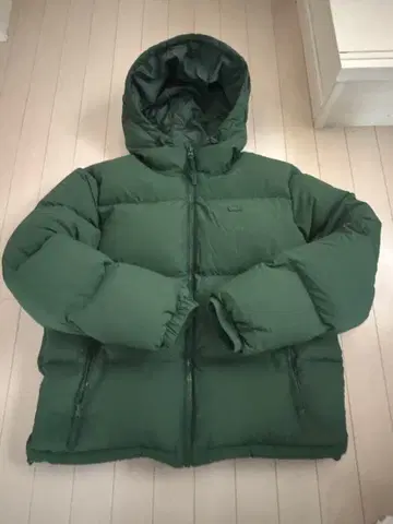 Lacoste 그린 다운 자켓 협의 가능