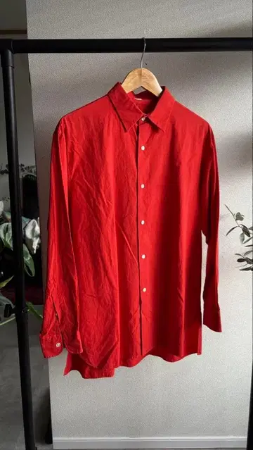 Ets.Materiaux 이티에스마테리오 빨간색 셔츠