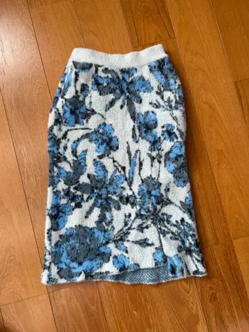 HARE 하레 샤기 니트 스커트