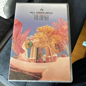 미세스 그린 애플 '유토피아' 블루레이