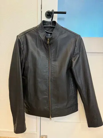 nano universe 블랙 가죽 싱글 라이더