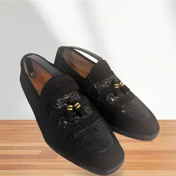 블랙 스웨이드 태슬 로퍼