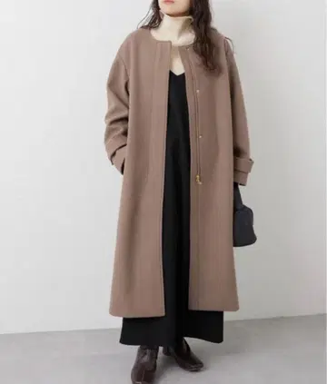 새상품 CIAOPANIC TYPY 노카라 롱 코트 M 사이즈