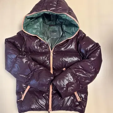 연내 발송 가능 DUVETICA 후드 부착 다운 자켓 44