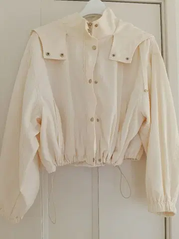 컨디션 최상 마제스틱 레곤 후드 마운틴 후드티 점퍼