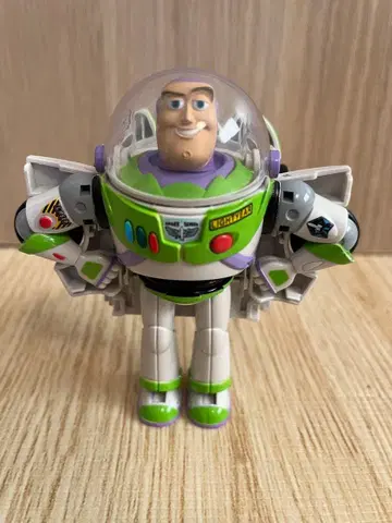 버즈 라이트이어 트랜스폼 비클 디즈니