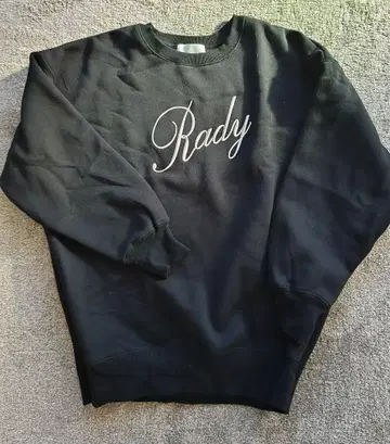 Rady 블랙 맨투맨 M