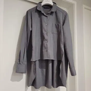 미즈이로 인드 그레이 긴팔 셔츠