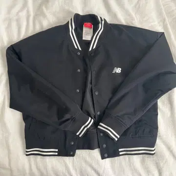 New Balance 블랙 봄버 자켓