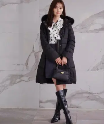 프로포션 바디 드레싱 베이직 롱 다운 블랙 벨트 포함