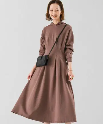 URBAN RESEARCH ROSSO 허리 마크 후드티 원피스