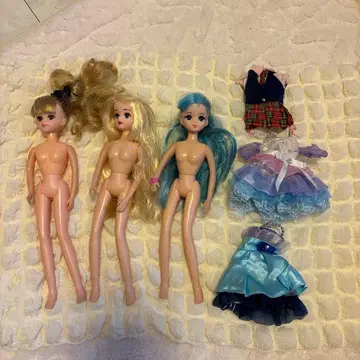 리카짱 인형 3체와 의상 세트