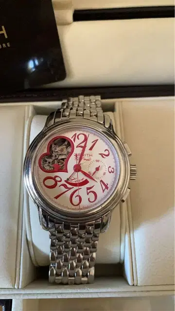 제니스 오픈 하트 크로노그래프 03.1230.4021