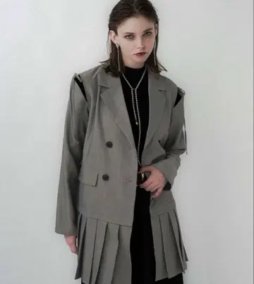 HARE 자켓라이크 플리츠 미니 원피스