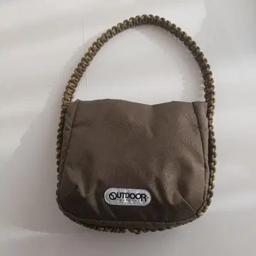 OUTDOOR PRODUCTS / 핸드백