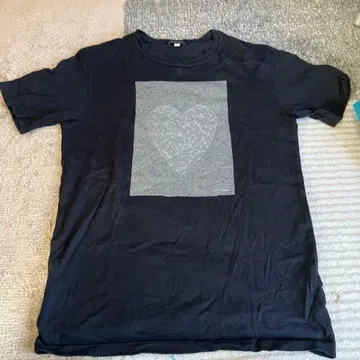 폴스미스 블랙 하트 그래픽 T셔츠