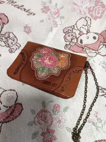 안나수이 패스 케이스