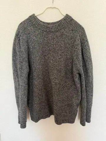 [ Mila Owen ] 그레이 긴팔 스웨터