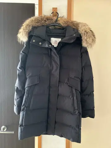 PYRENEX 퍼 포함 다운 자켓 블랙