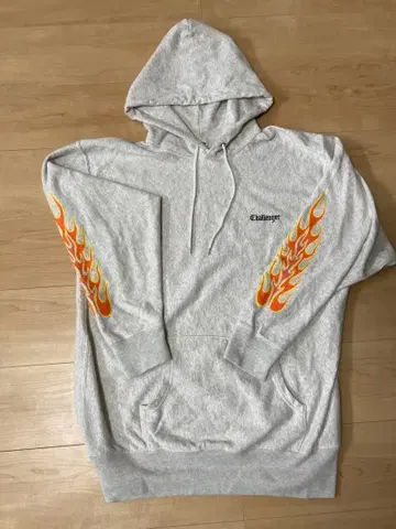 Challenger 불꽃 자수 그레이 후드티