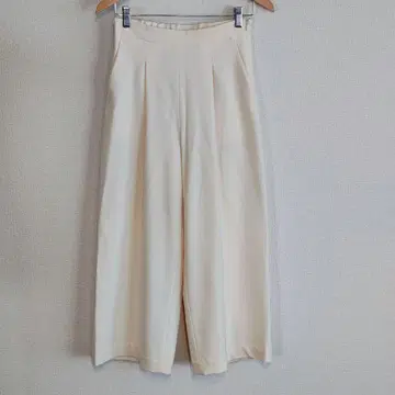 미사용품 SONO 소노 턱 와이드 팬츠 아이보리 속기모 가을/겨울