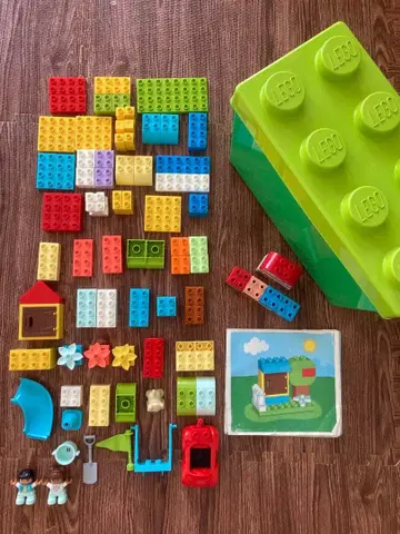 LEGO Duplo 블록 세트와 피규어