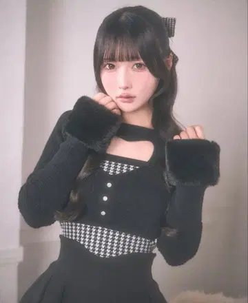 하트컷 하운드투스 체크 니트탑