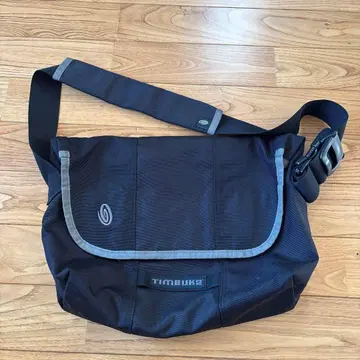 TIMBUK2 블랙 메신저 백