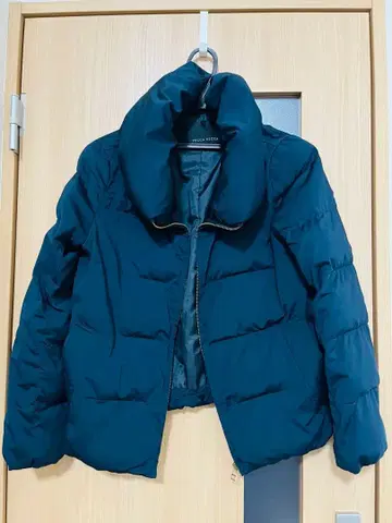 YECCAVECCA 네이비 다운 자켓