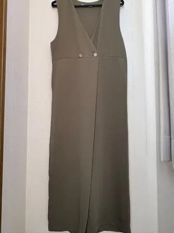 QTUME 올리브 그린 살로펫