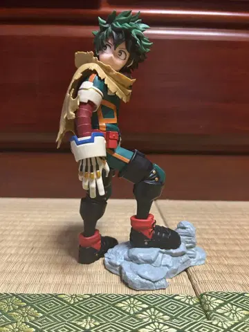 나의 히어로 아카데미아 미도리야 이즈쿠 피규어