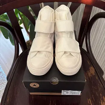 컨버스 올스타 화이트 스니커즈 하이컷 벨크로