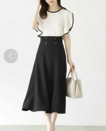 프로포션 바디 드레싱 스커트