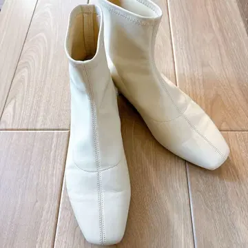 로리즈팜 숏부츠 M