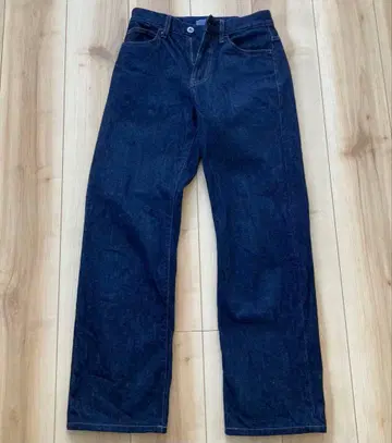 UNIQLO JWA 스트레이트 청바지