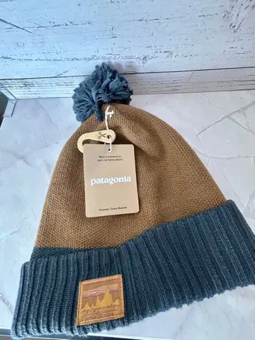 미사용품 [파타고니아] 니트 모자 비니 브라운