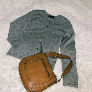 UNTITLED 언타이틀 그레이 울 가디건 사이즈 2