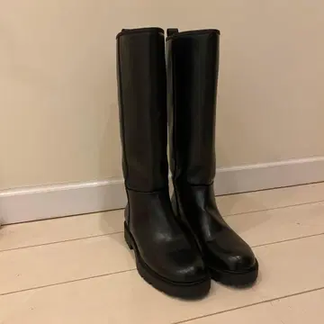 ZARA 블랙 롱 부츠 합성 피혁