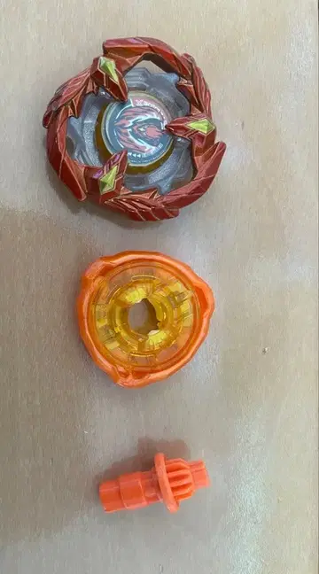 베이블레이드 X 피닉스 페더 메탈 코트 오렌지 3-60 V