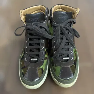 지미추 카모 패턴 송치 x 가죽 하이컷 스니커즈 42