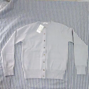 테치치 새상품 스퀘어 버튼 가디건