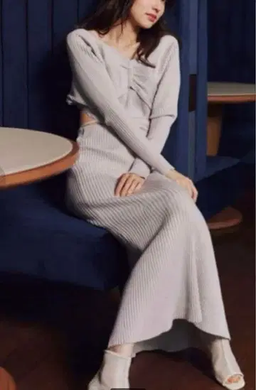 SNIDEL 커팅 오픈 니트 롱 원피스 핑크 베이지